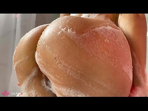 ❤️ Brunette masturboi pillua vibraattorilla intensiiviseen orgasmiin suihkussa ❌ Porno at fi.sexafinkarasskaz.ru ❤